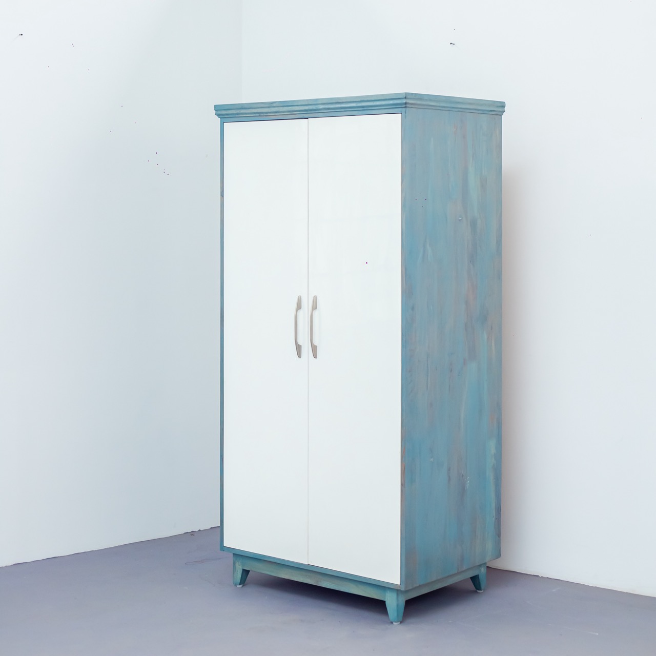 Bipu Wardrobe